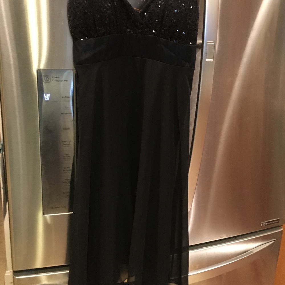Black evening dress NWT women 6